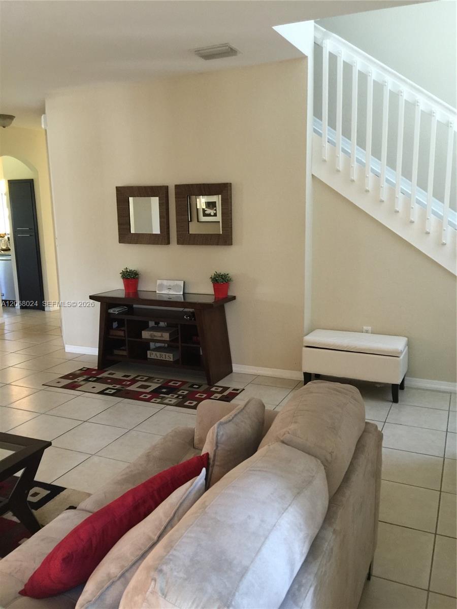 22644 Sw 109th Path Property Photo 4