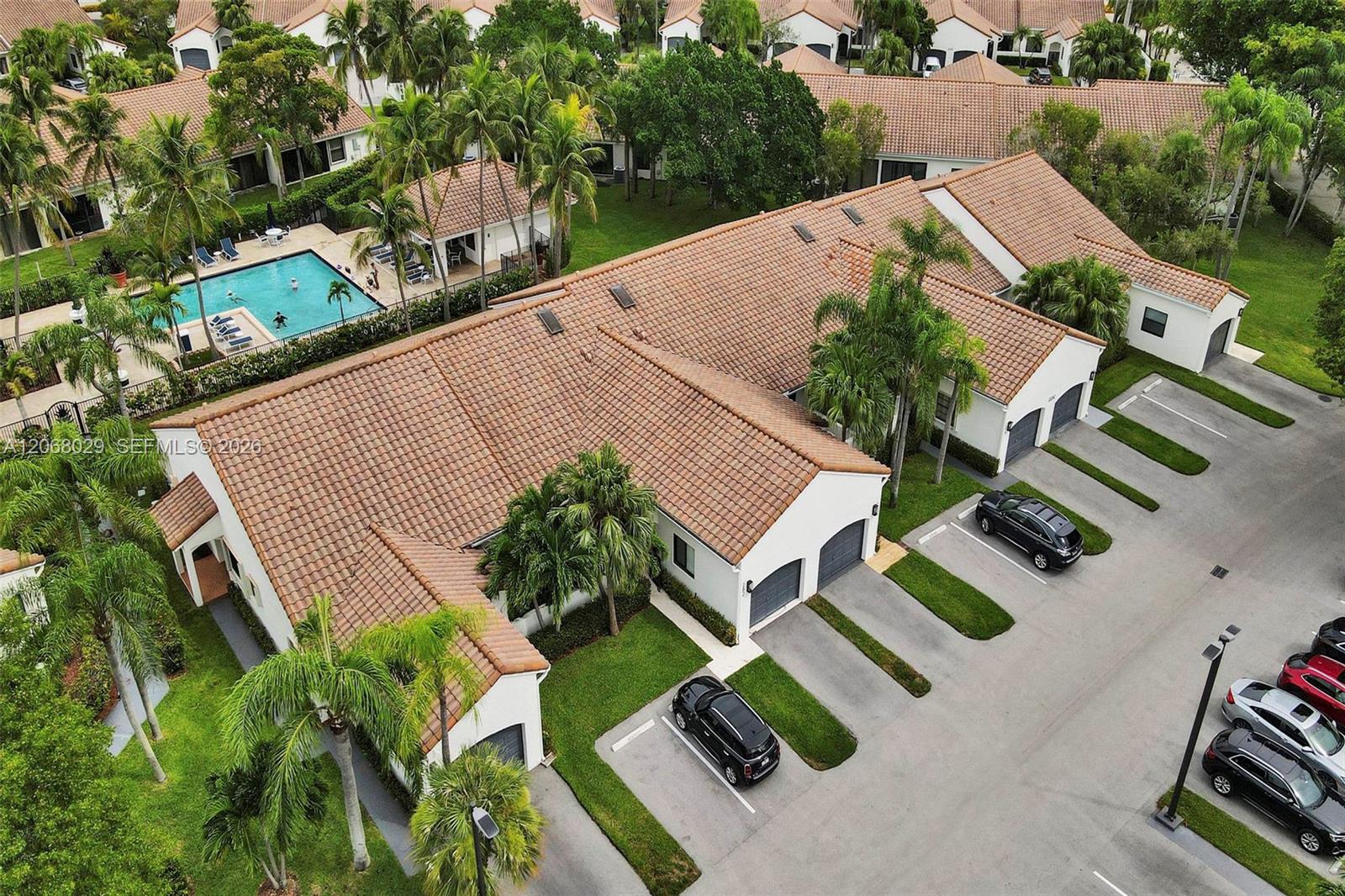 21240 Harbor Way 285-28 Property Photo 16