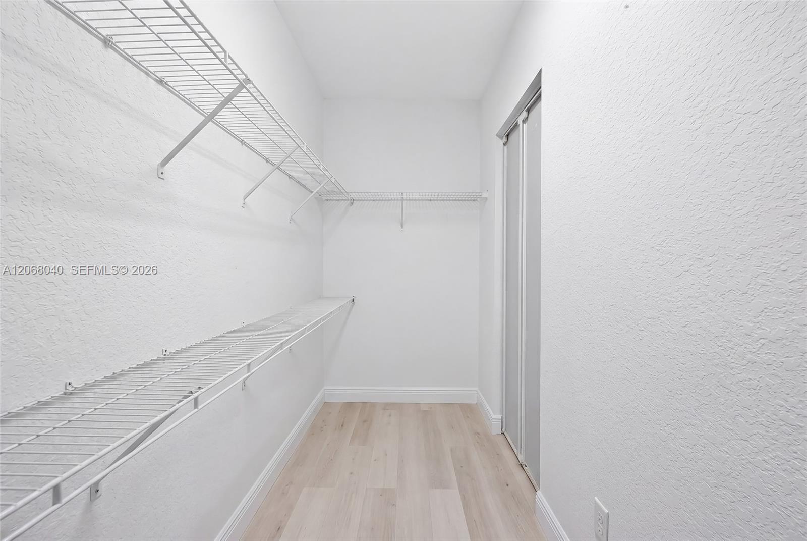18609 Sw 50th Court Property Photo 21