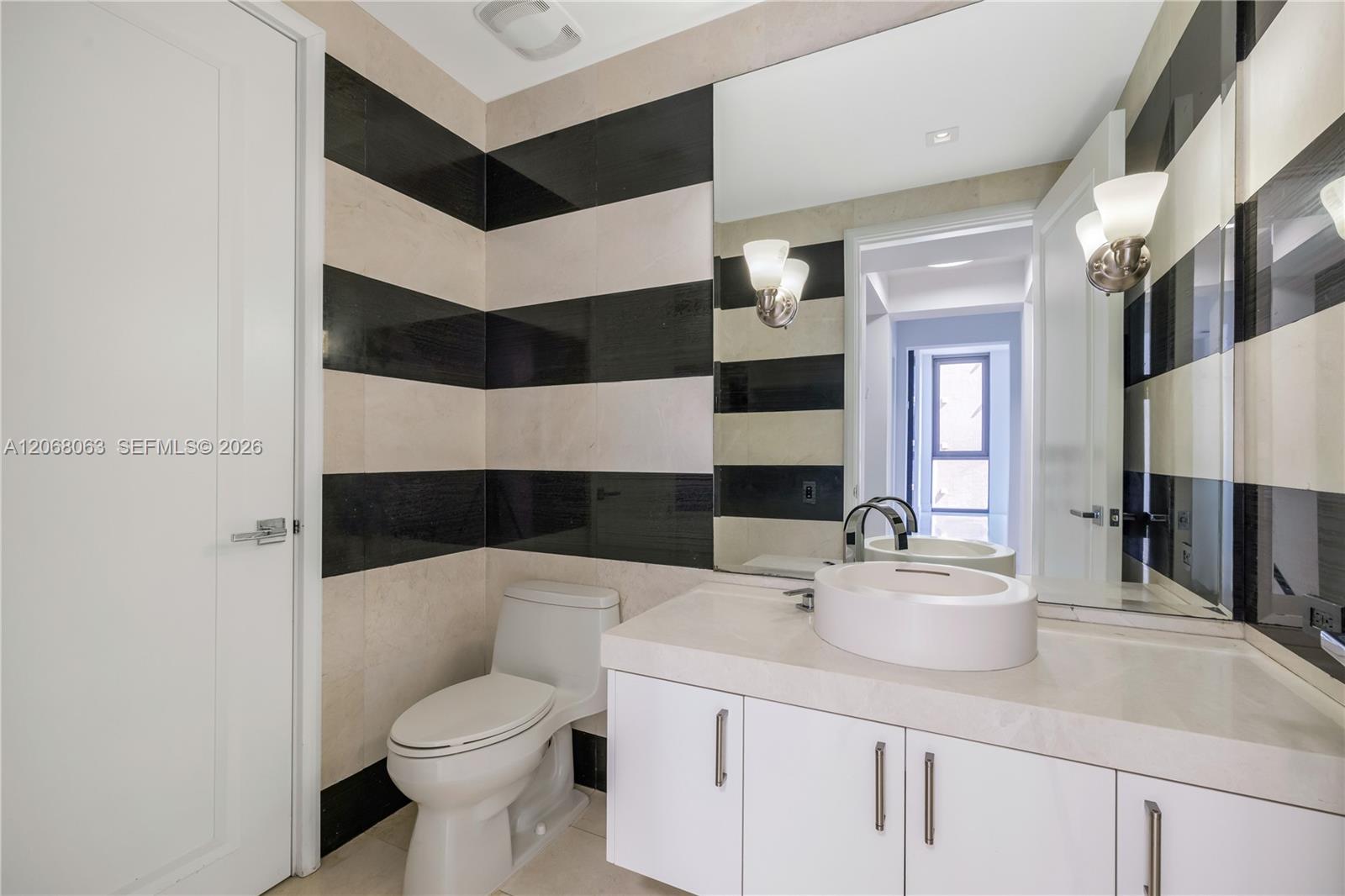 17749 Collins Avenue 1201 Property Photo 45