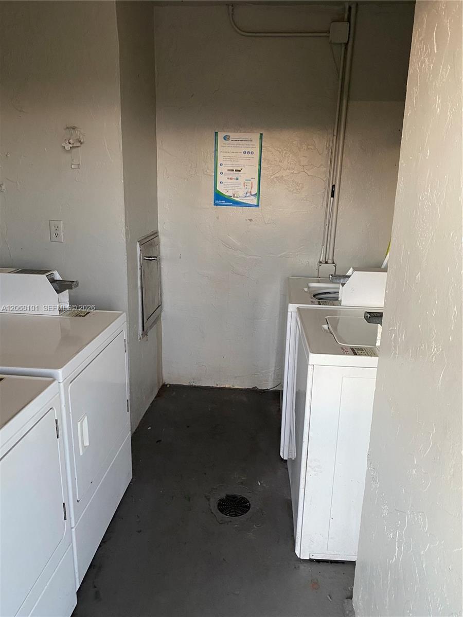 A12068101 Property Photo 3