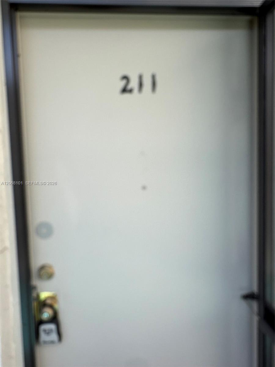 A12068101 Property Photo 6