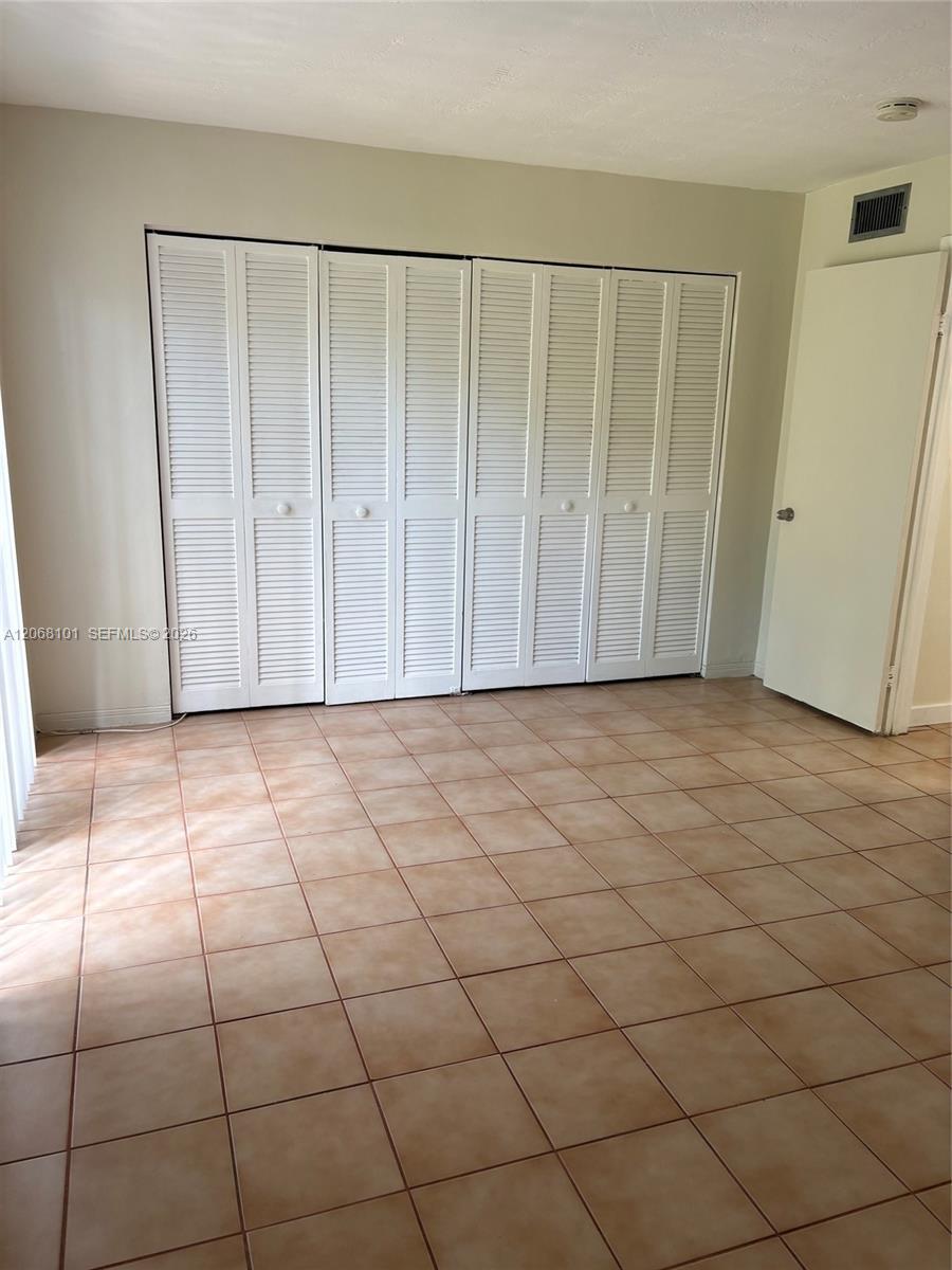 A12068101 Property Photo 11