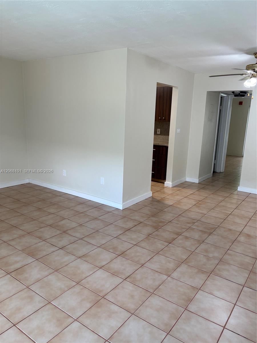 A12068101 Property Photo 13