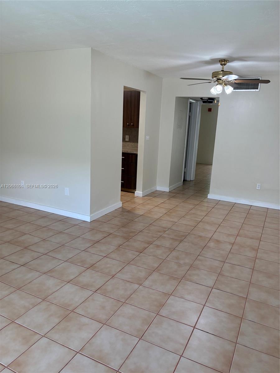 A12068101 Property Photo 15