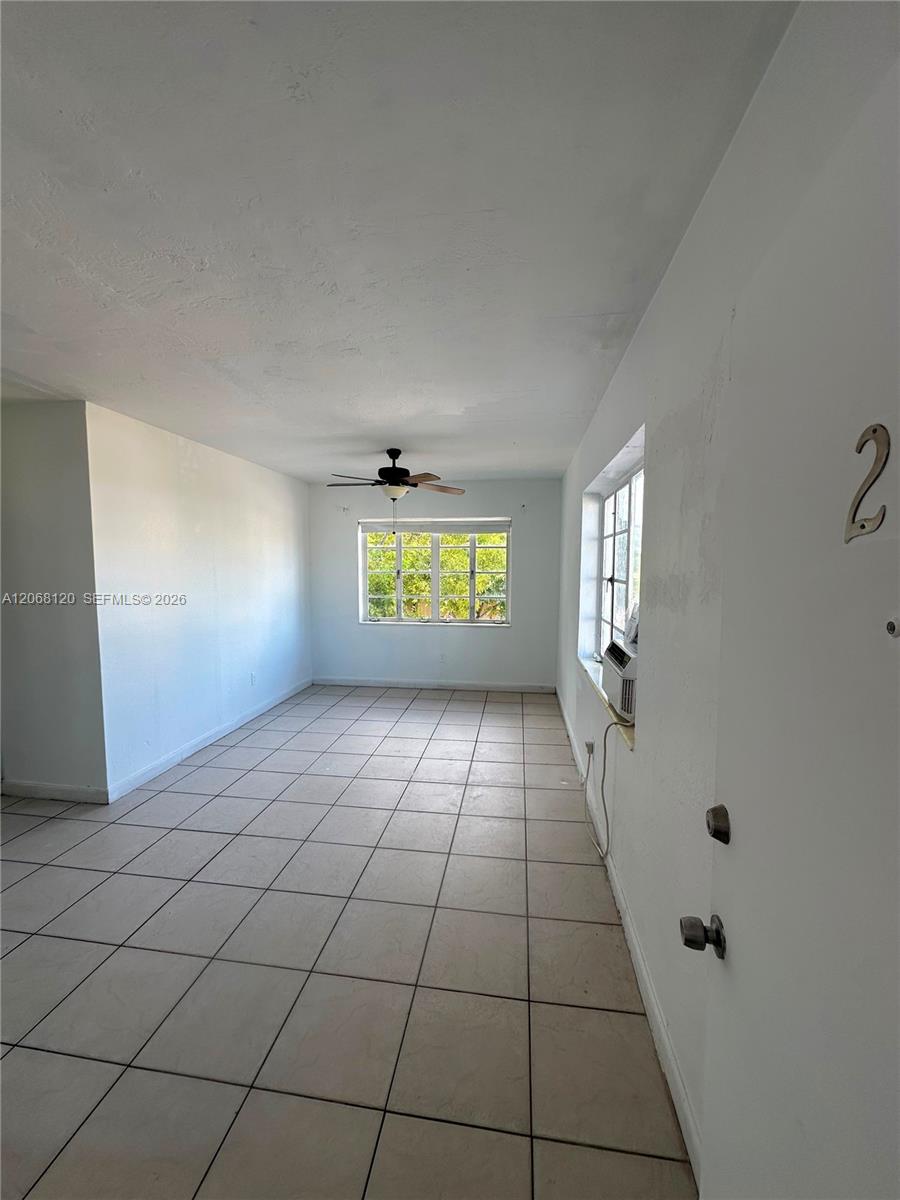 8340 Crespi Boulevard 21 Property Photo 3