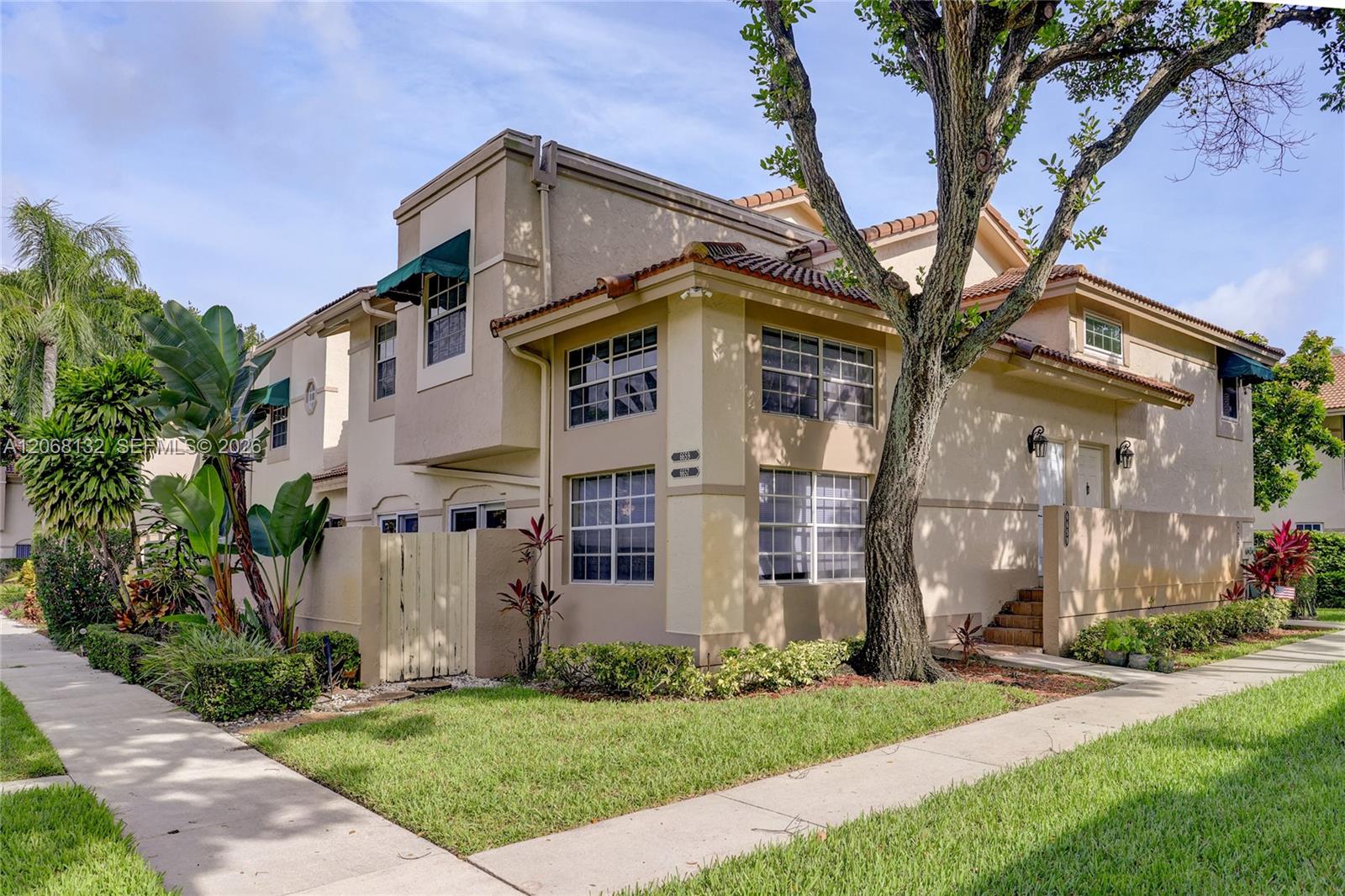 6659 Via Regina 7 Property Photo 1