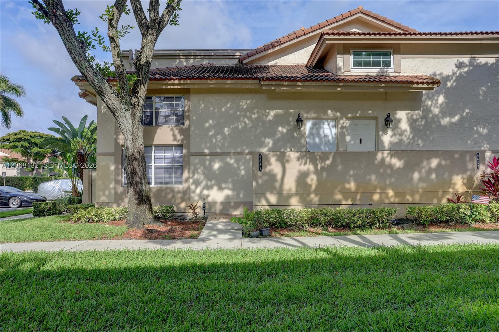 6659 Via Regina 7 Property Photo 2