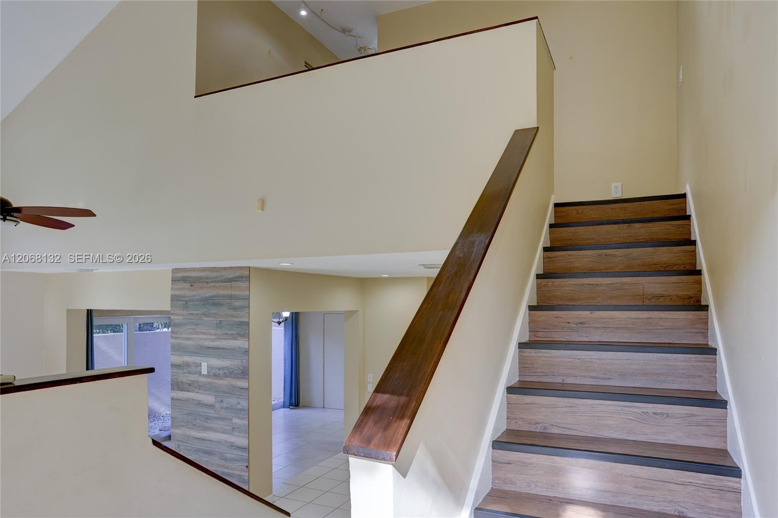 6659 Via Regina 7 Property Photo 3