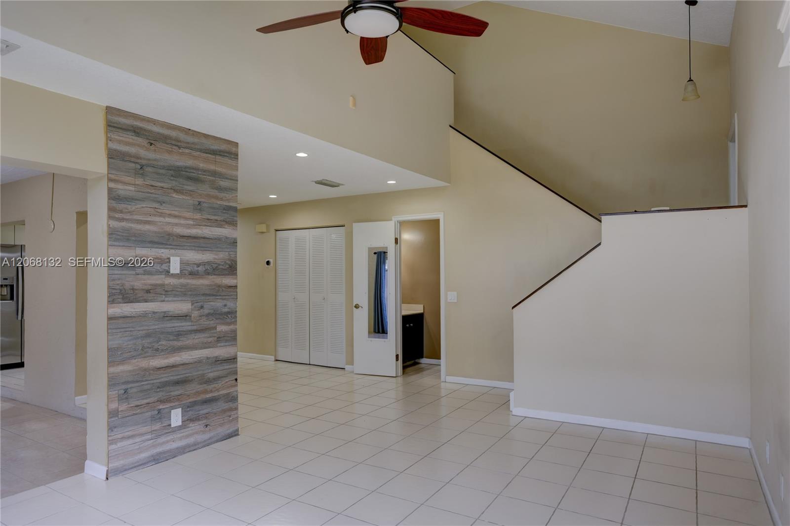 6659 Via Regina 7 Property Photo 5