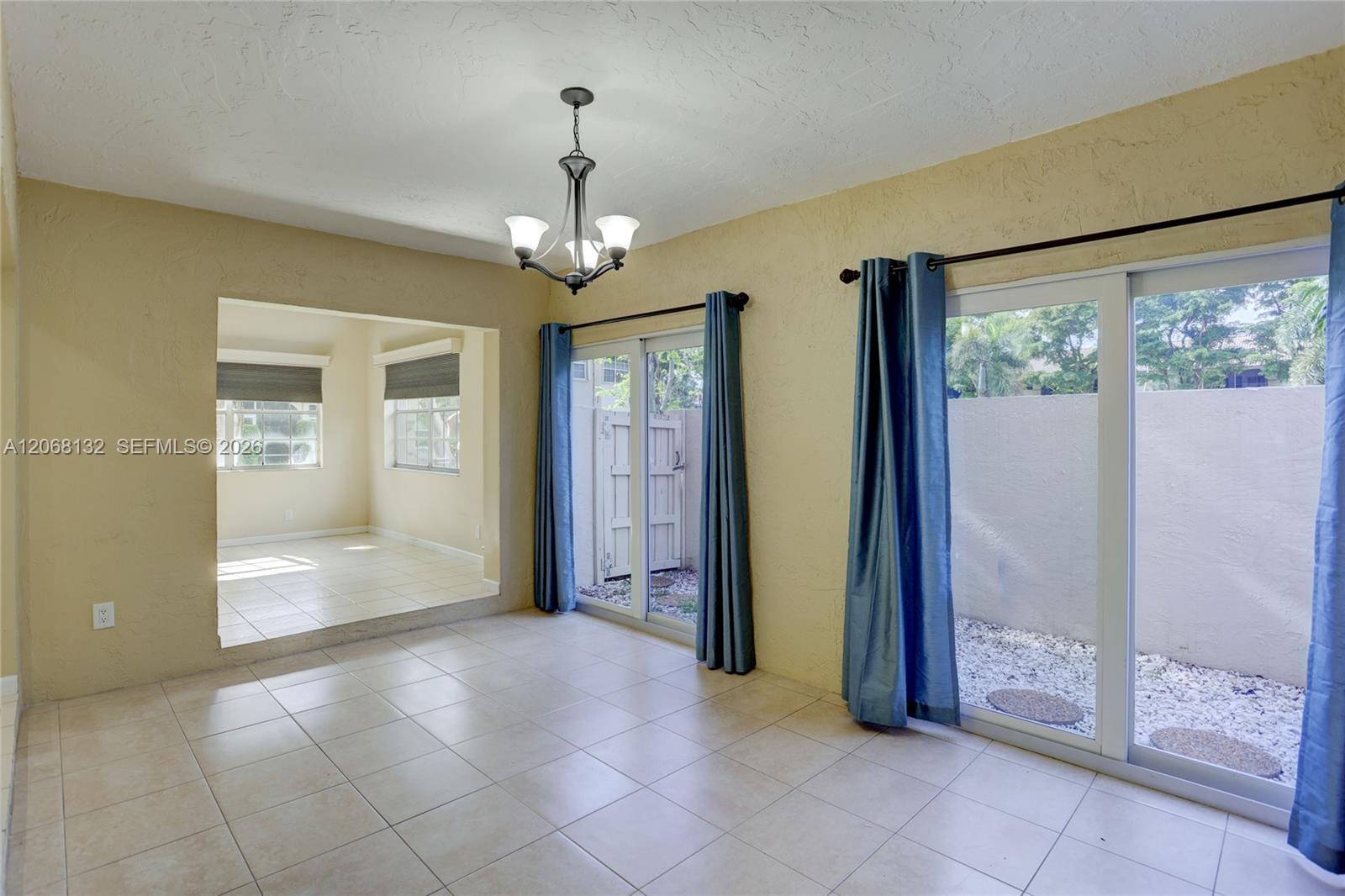 6659 Via Regina 7 Property Photo 9