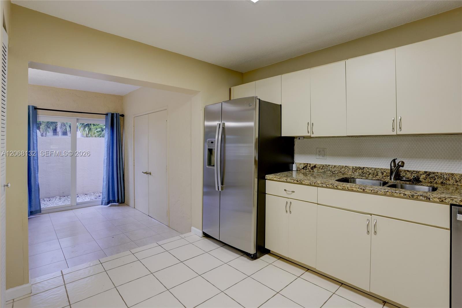 6659 Via Regina 7 Property Photo 11