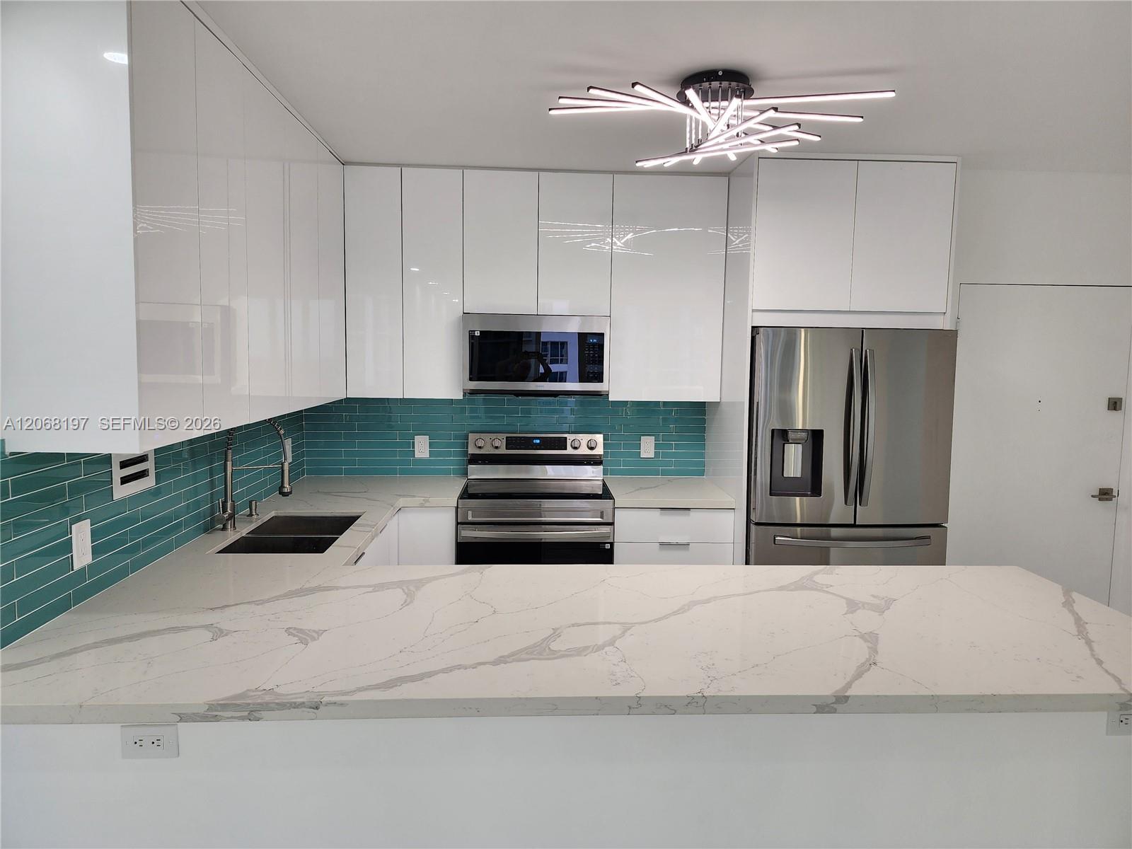 3505 S Ocean Drive 716 Property Photo 7