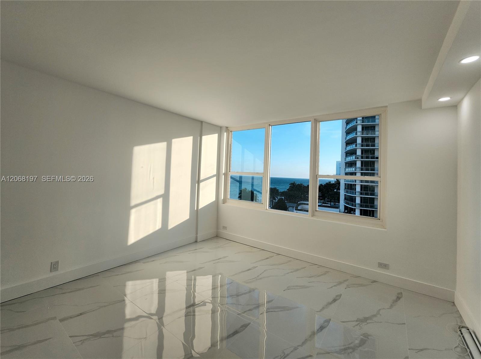 3505 S Ocean Drive 716 Property Photo 15