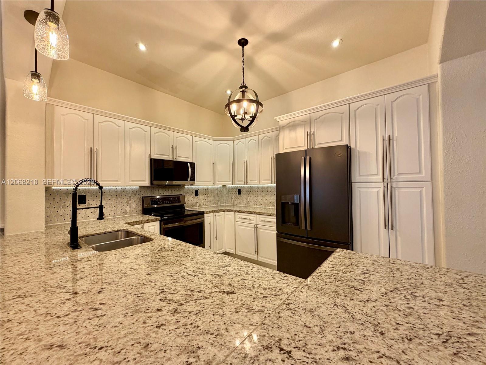 2802 Sw 149th Place Property Photo 10