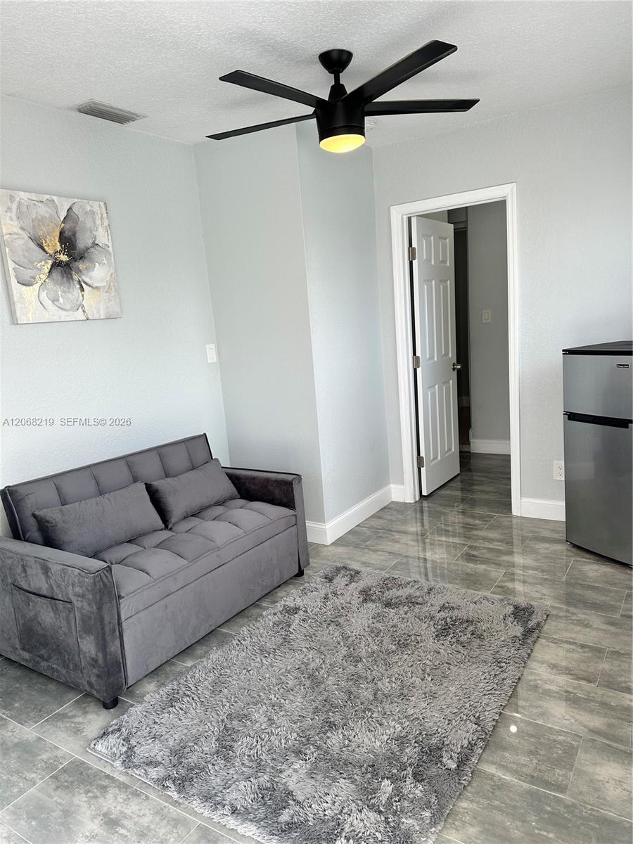 A12068219 Property Photo 2