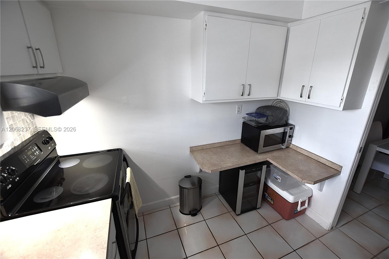 2666 Emory Drive E F Property Photo 3