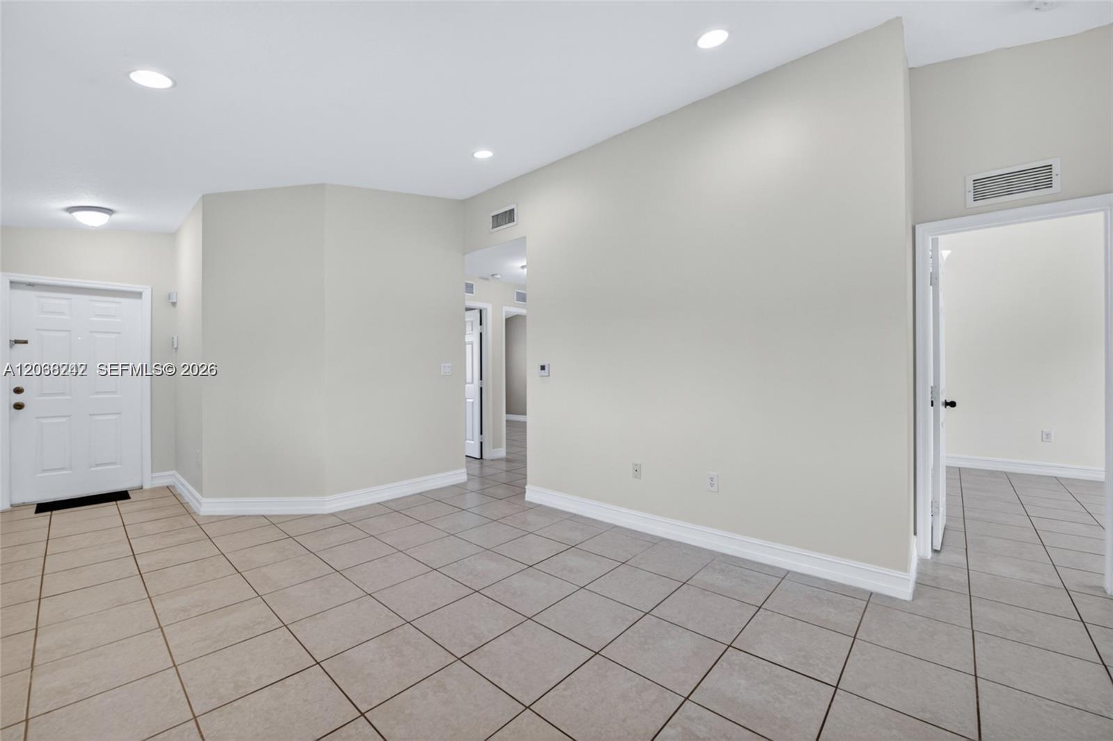 2721 Se 12th Place 206 Property Photo 10