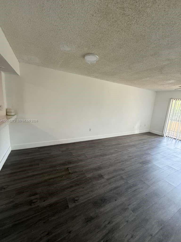 11905 Ne 2nd Avenue C106 Property Photo 6