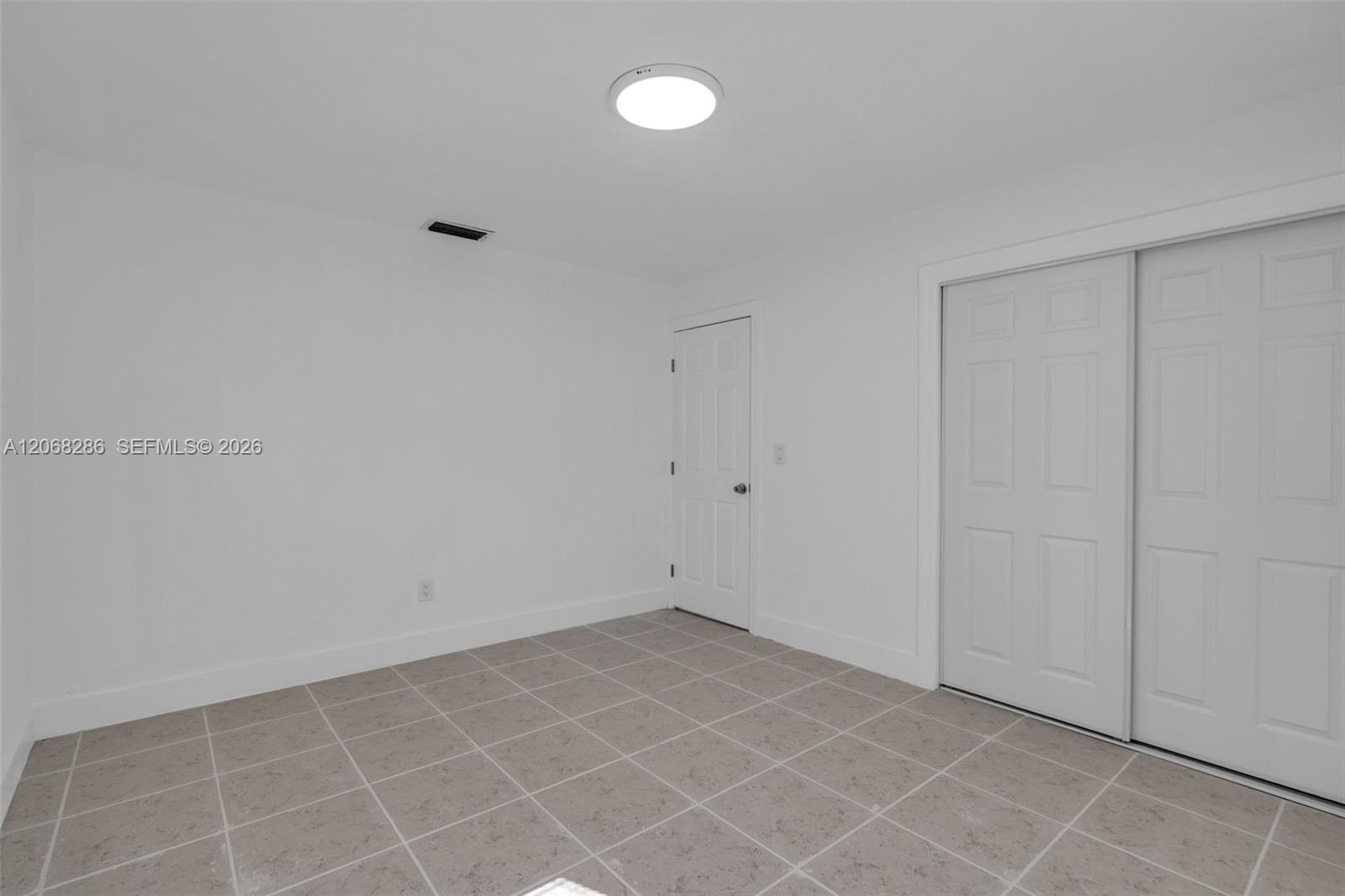 A12068286 Property Photo 10