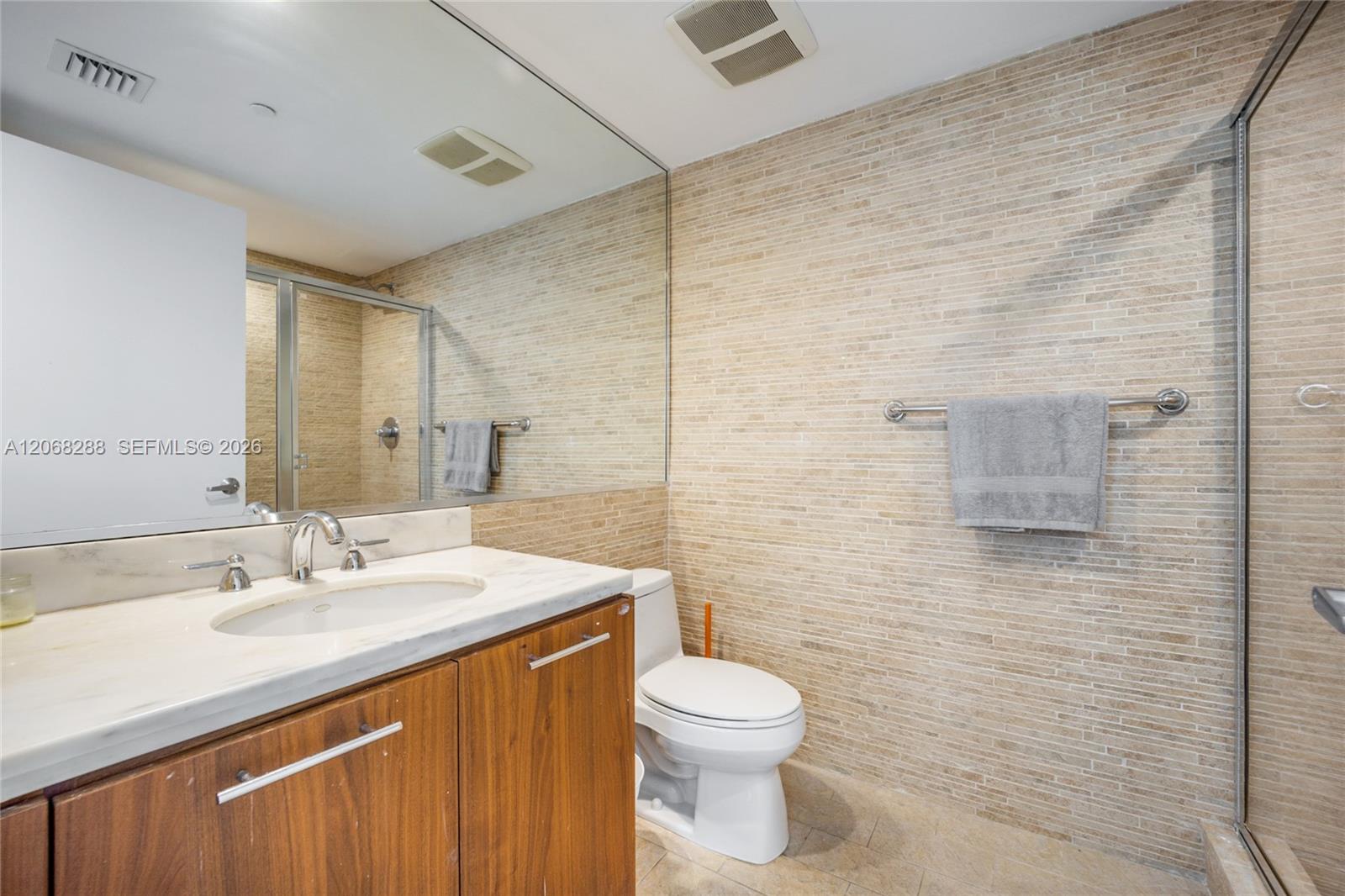 50 Biscayne Boulevard 514 Property Photo 9