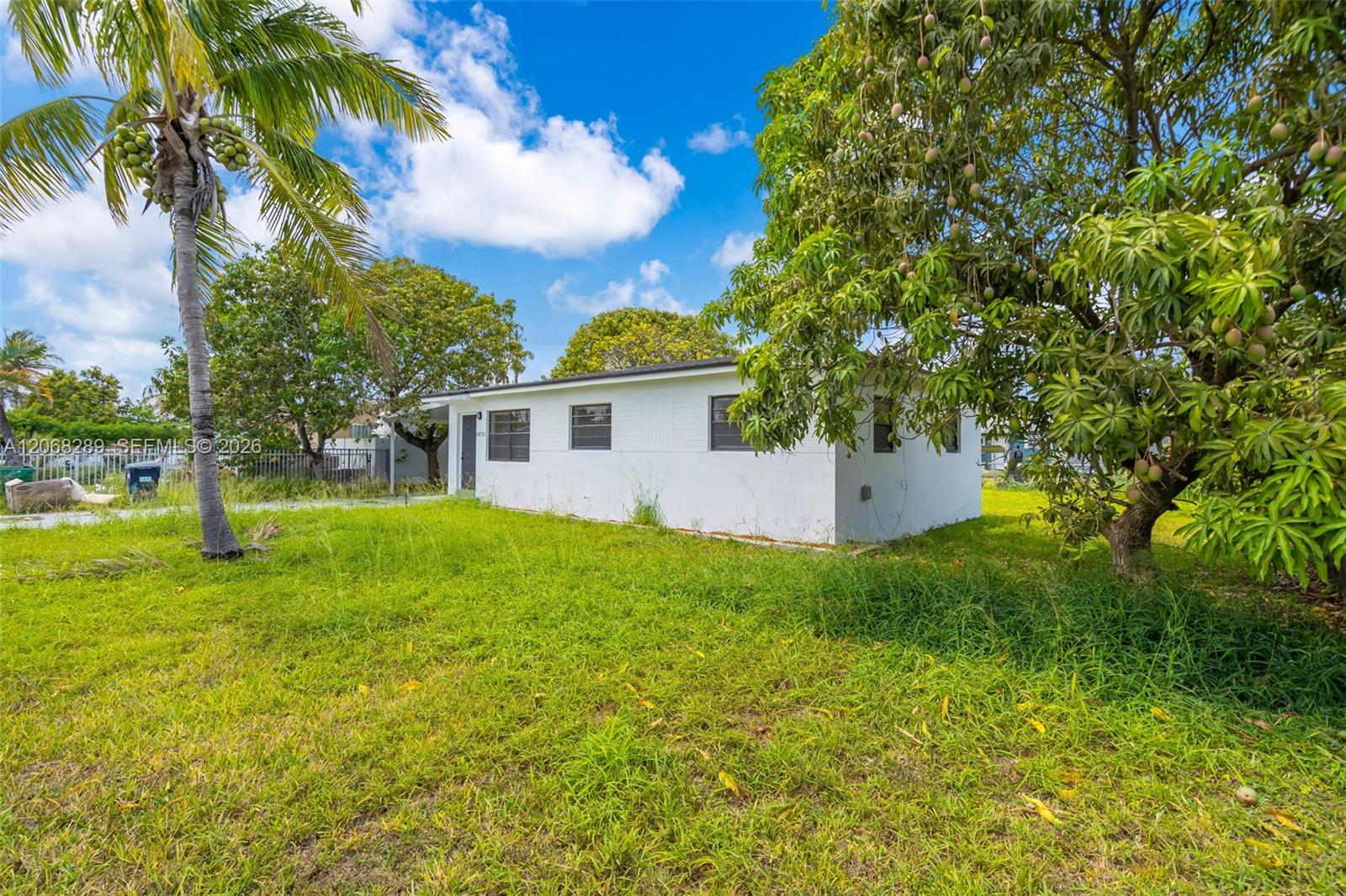 A12068289 Property Photo 3