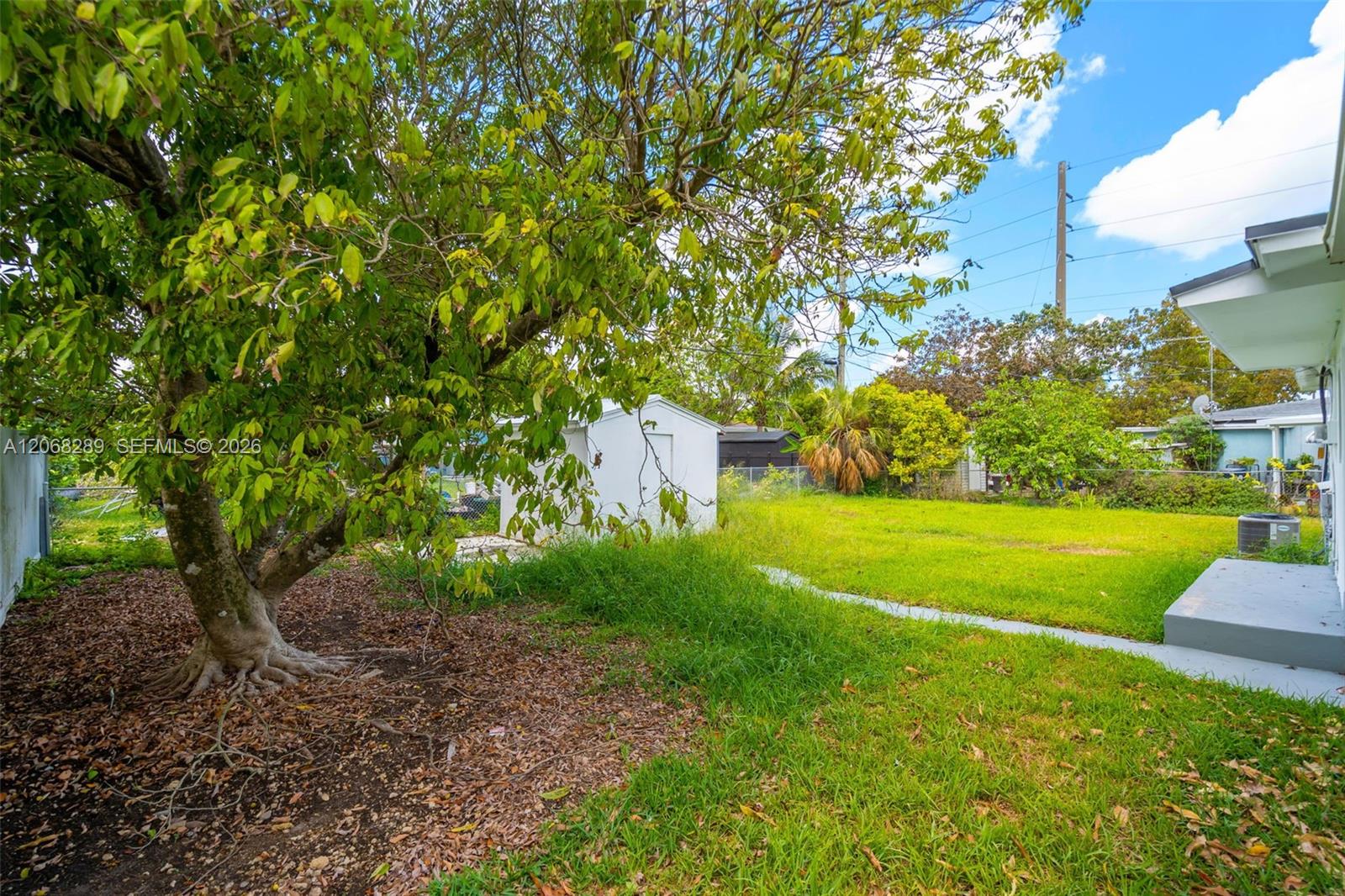 A12068289 Property Photo 20