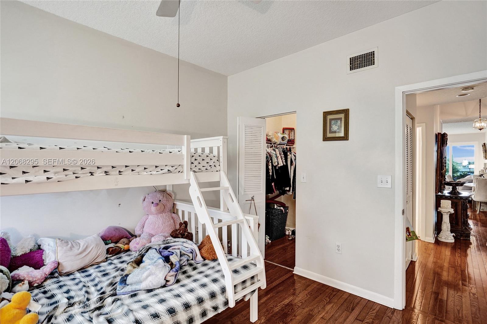102 Half Moon Circle C3 Property Photo 15