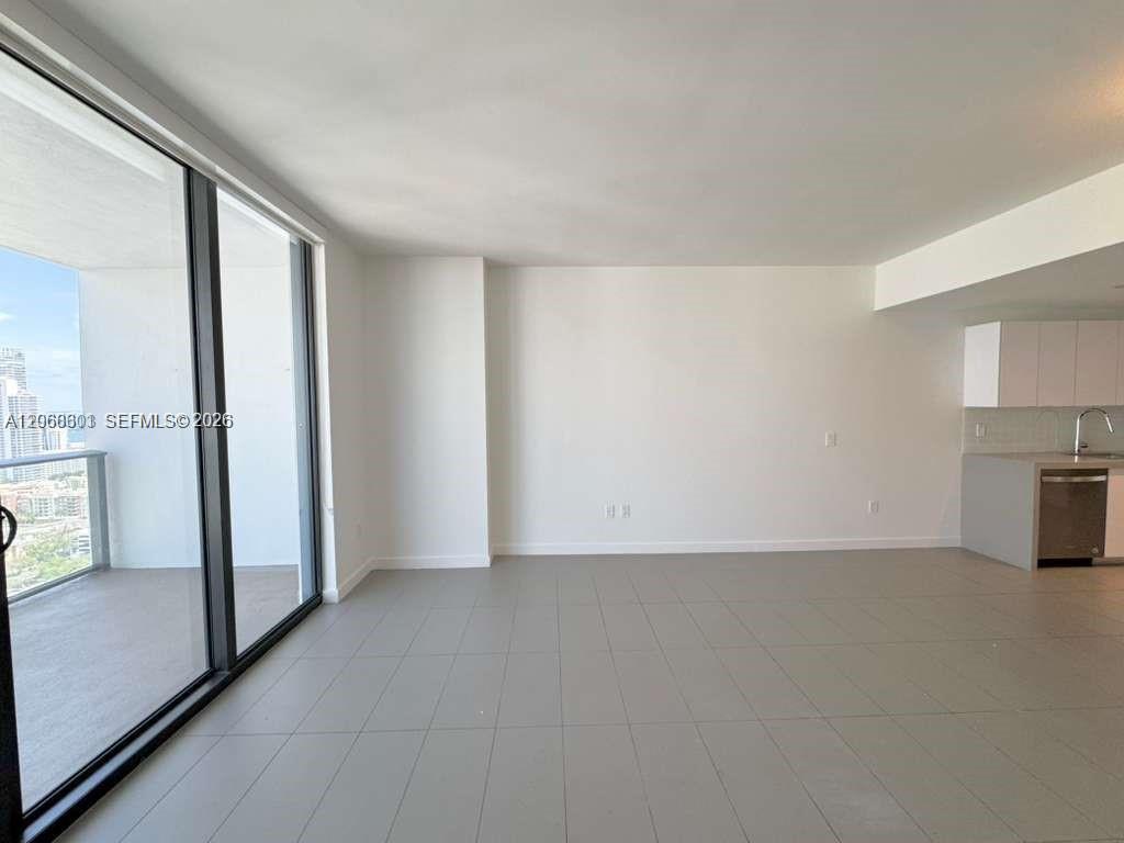 1600 Ne 1st Avenue 3119 Property Photo 5