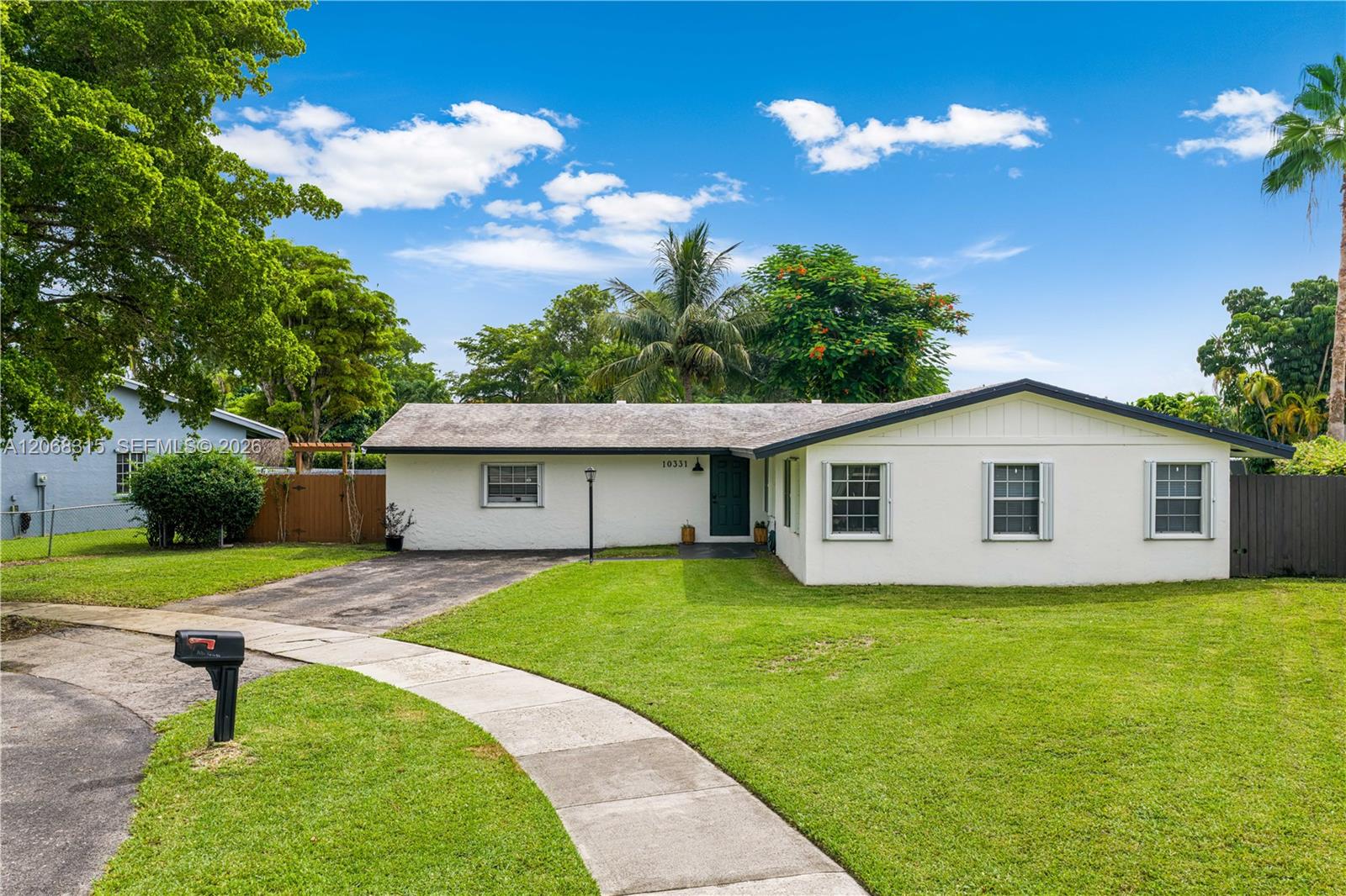 10331 Sw 130th Avenue Property Photo 1