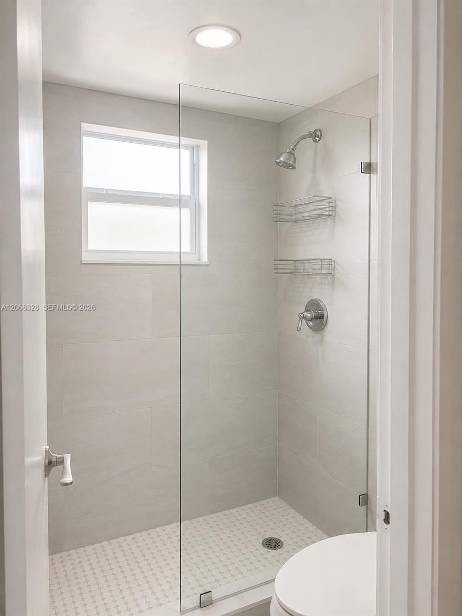 A12068328 Property Photo 5