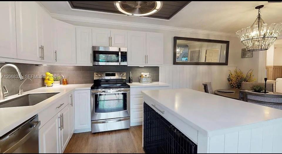 A12068335 Property Photo 3