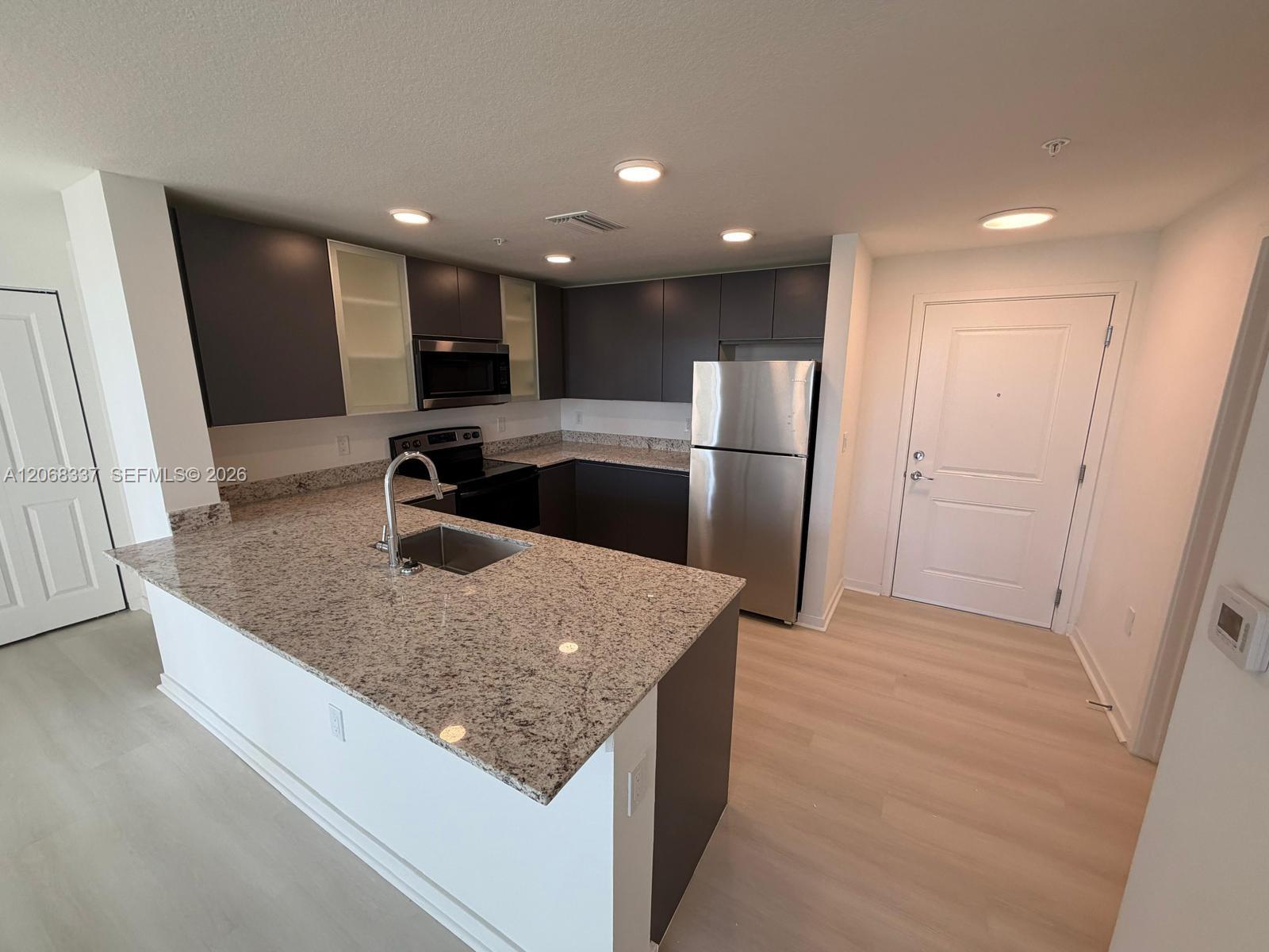 5587 Millenia Park Boulevard 222 Property Photo 4