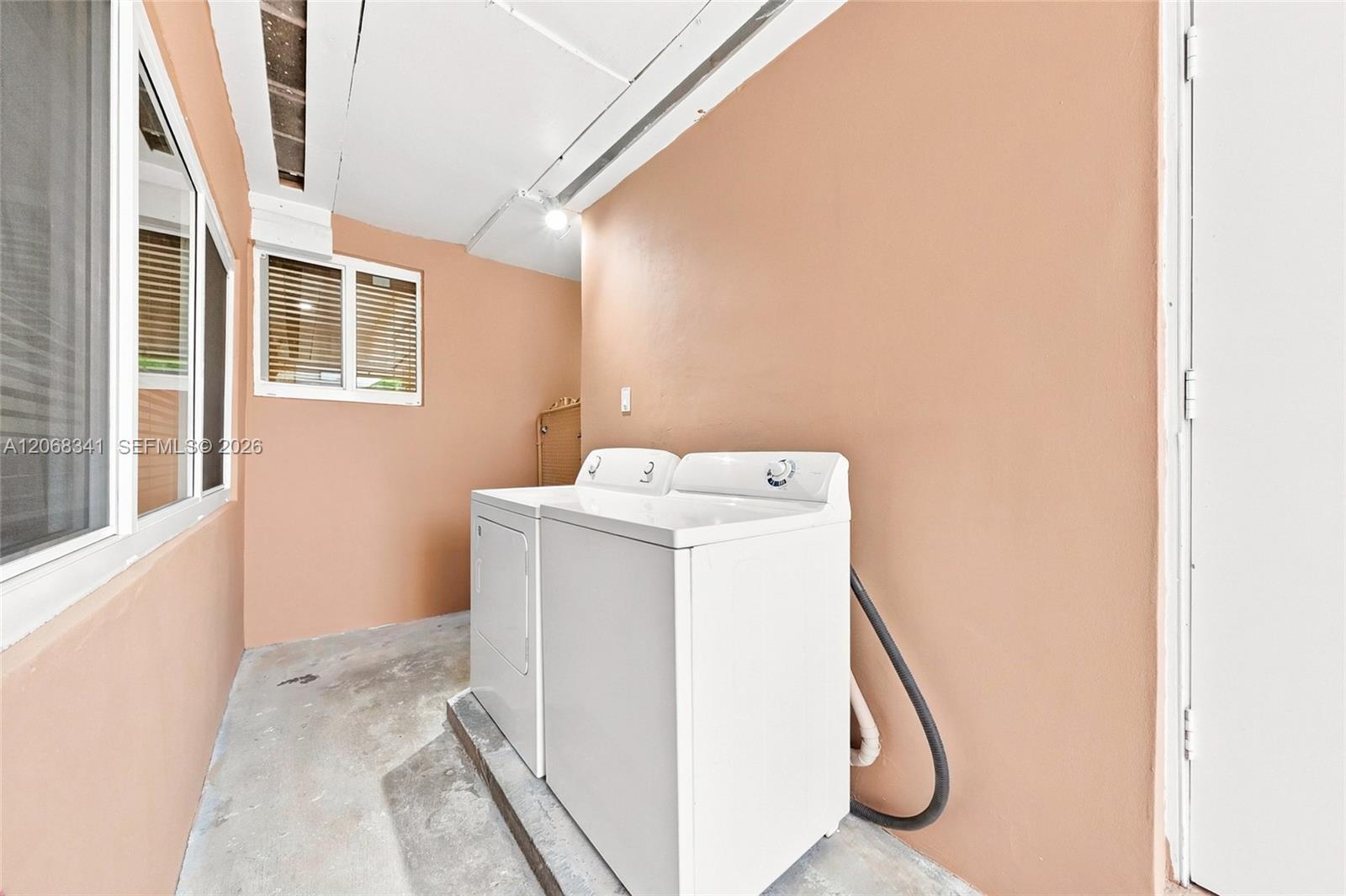 3180 W 3rd Avenue Property Photo 58