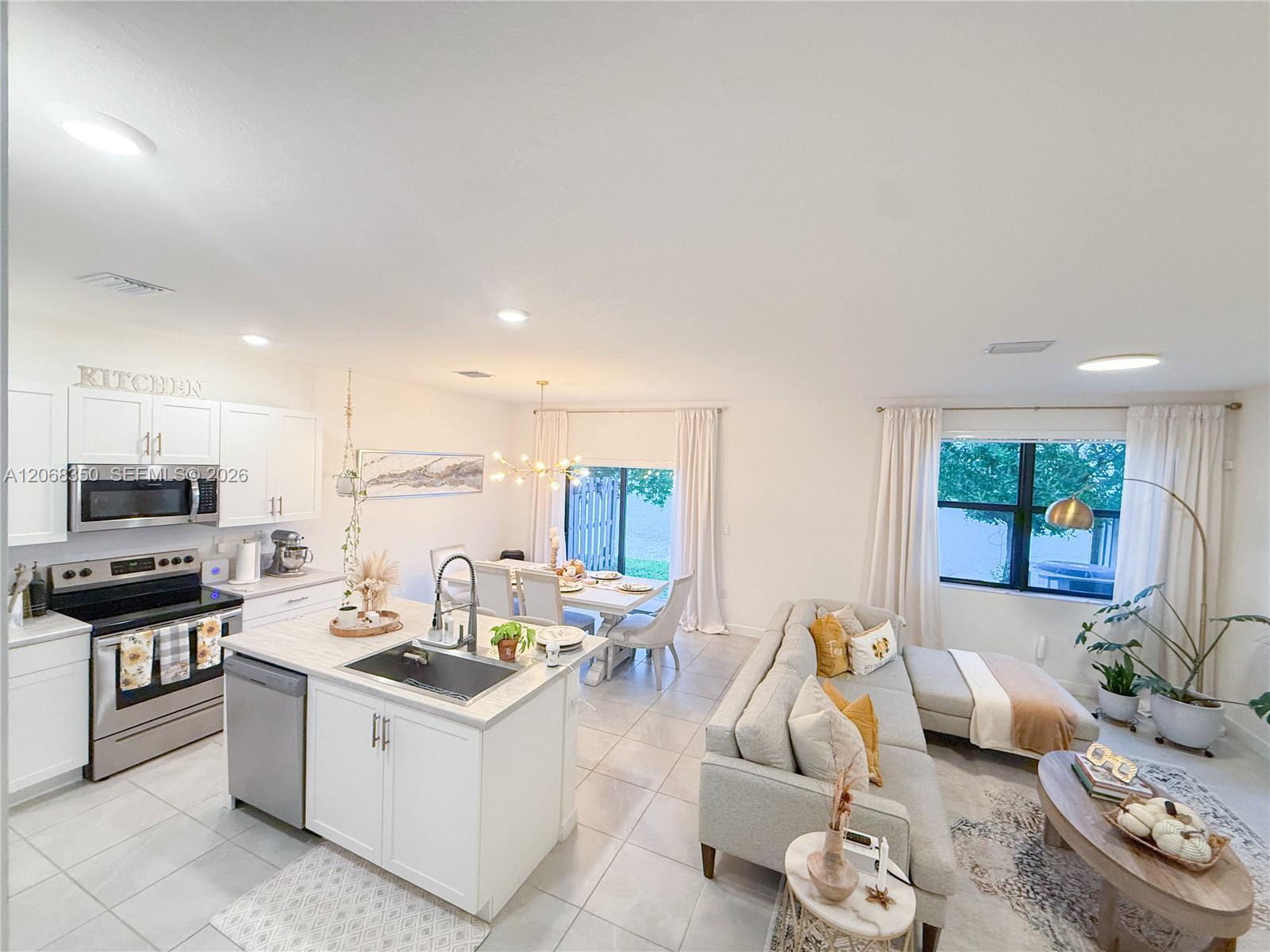 10095 SW 231 Lane .