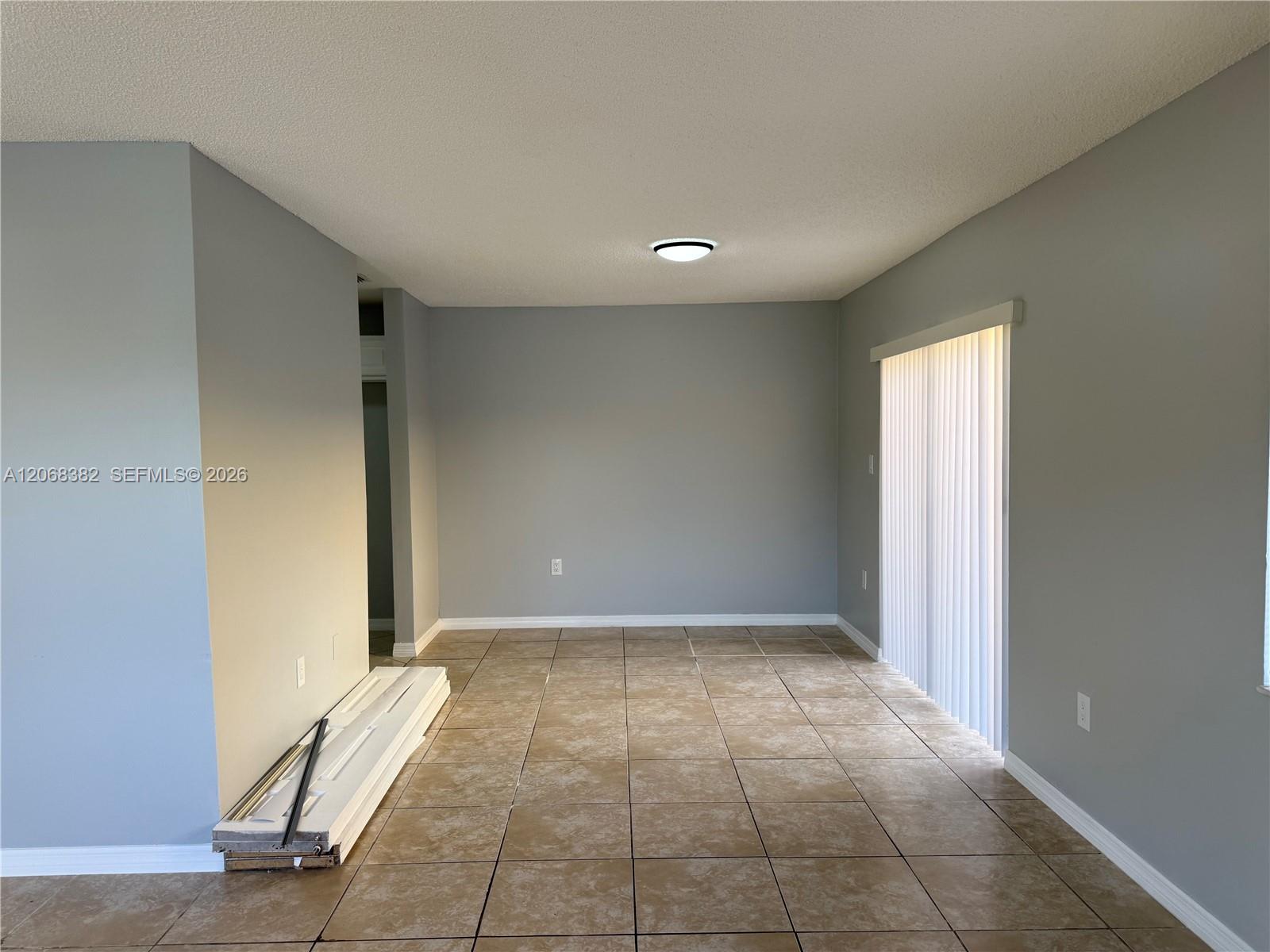 A12068382 Property Photo 3