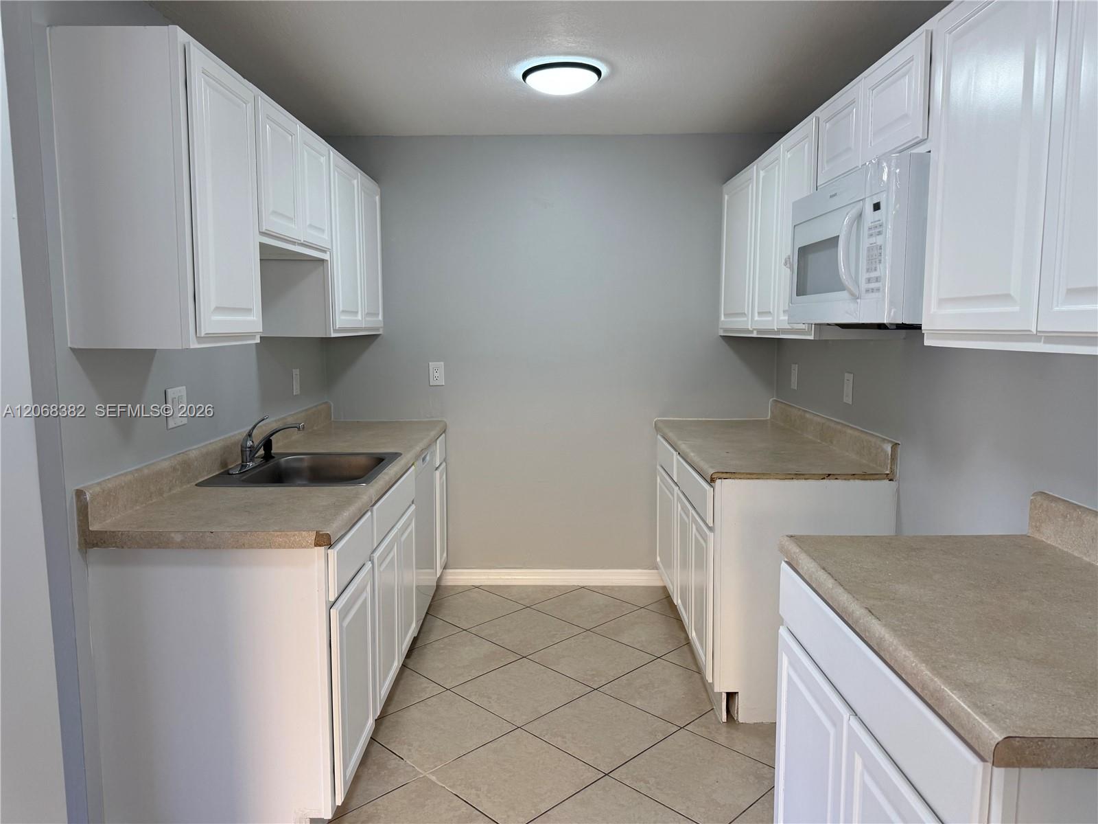 A12068382 Property Photo 4