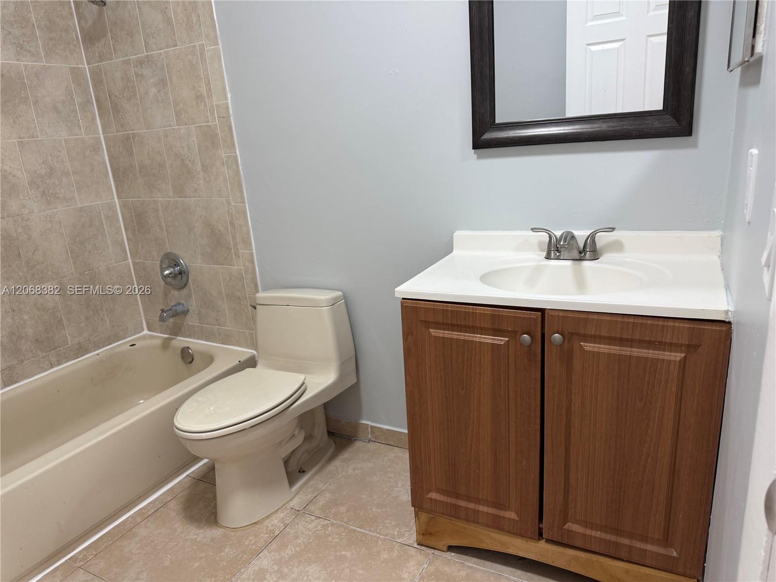 A12068382 Property Photo 9