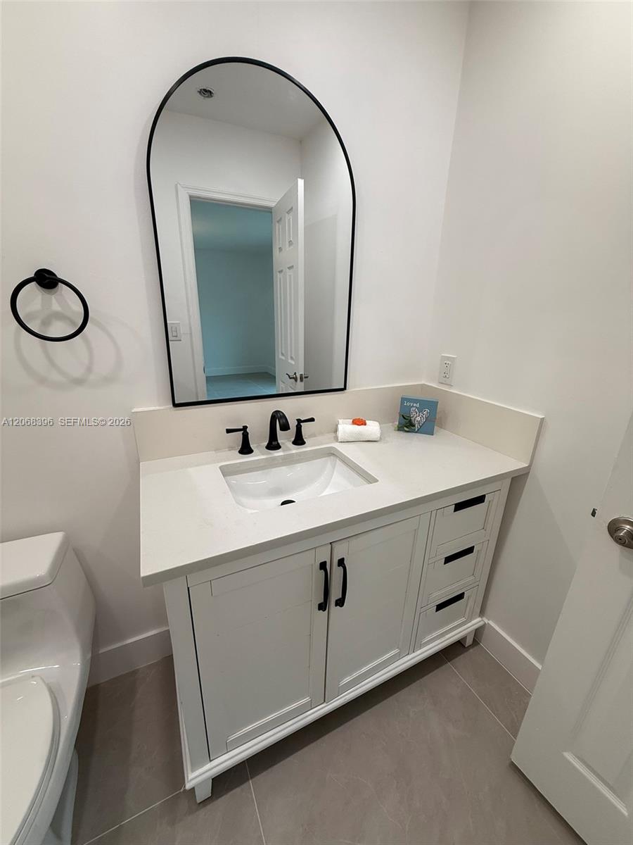 A12068396 Property Photo 18
