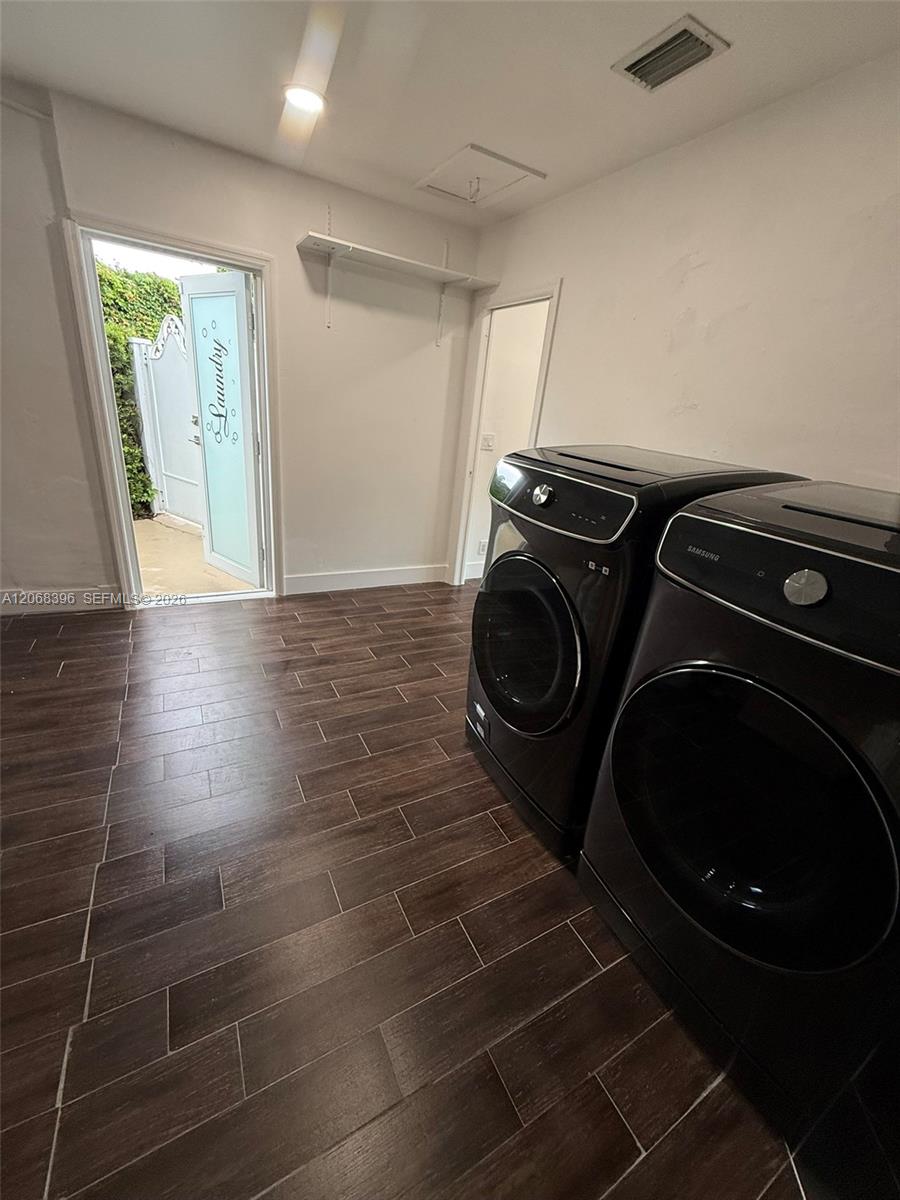 A12068396 Property Photo 38