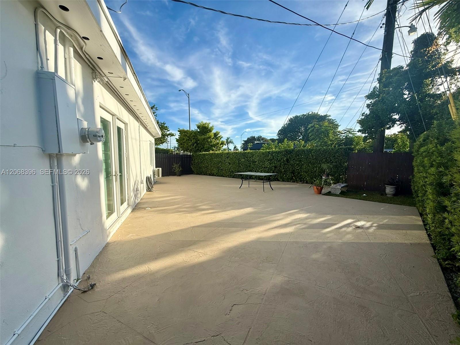 A12068396 Property Photo 44