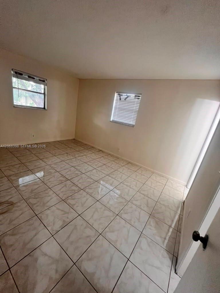 8704 Nw 35th Street 202 Property Photo 12
