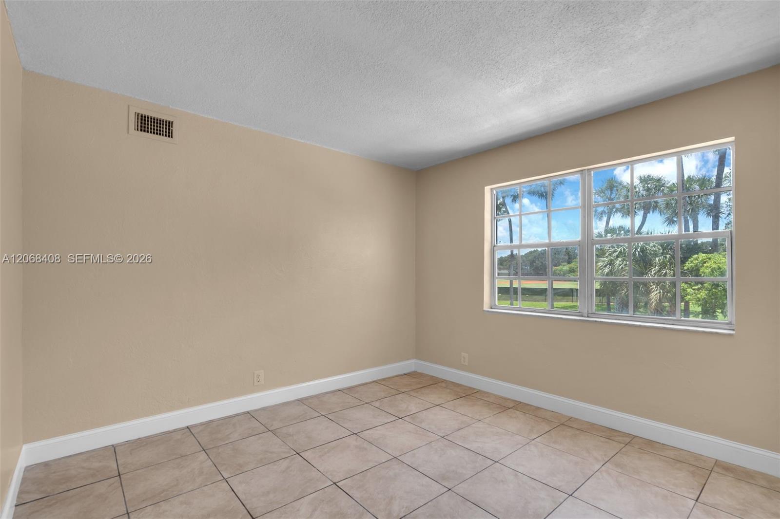 624 Sw 16th Avenue C Property Photo 14