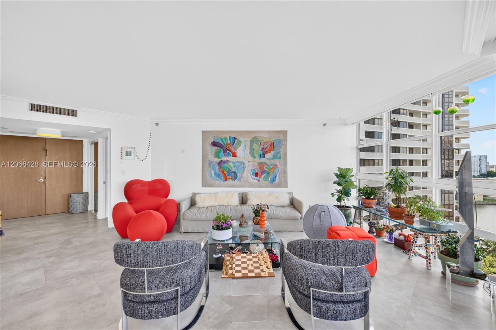 1000 Island Boulevard 1204 Property Photo 8