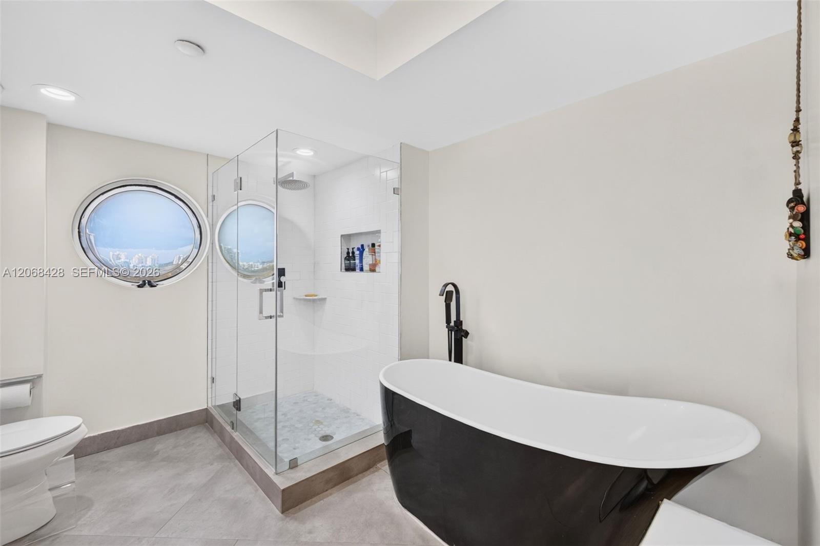 1000 Island Boulevard 1204 Property Photo 30