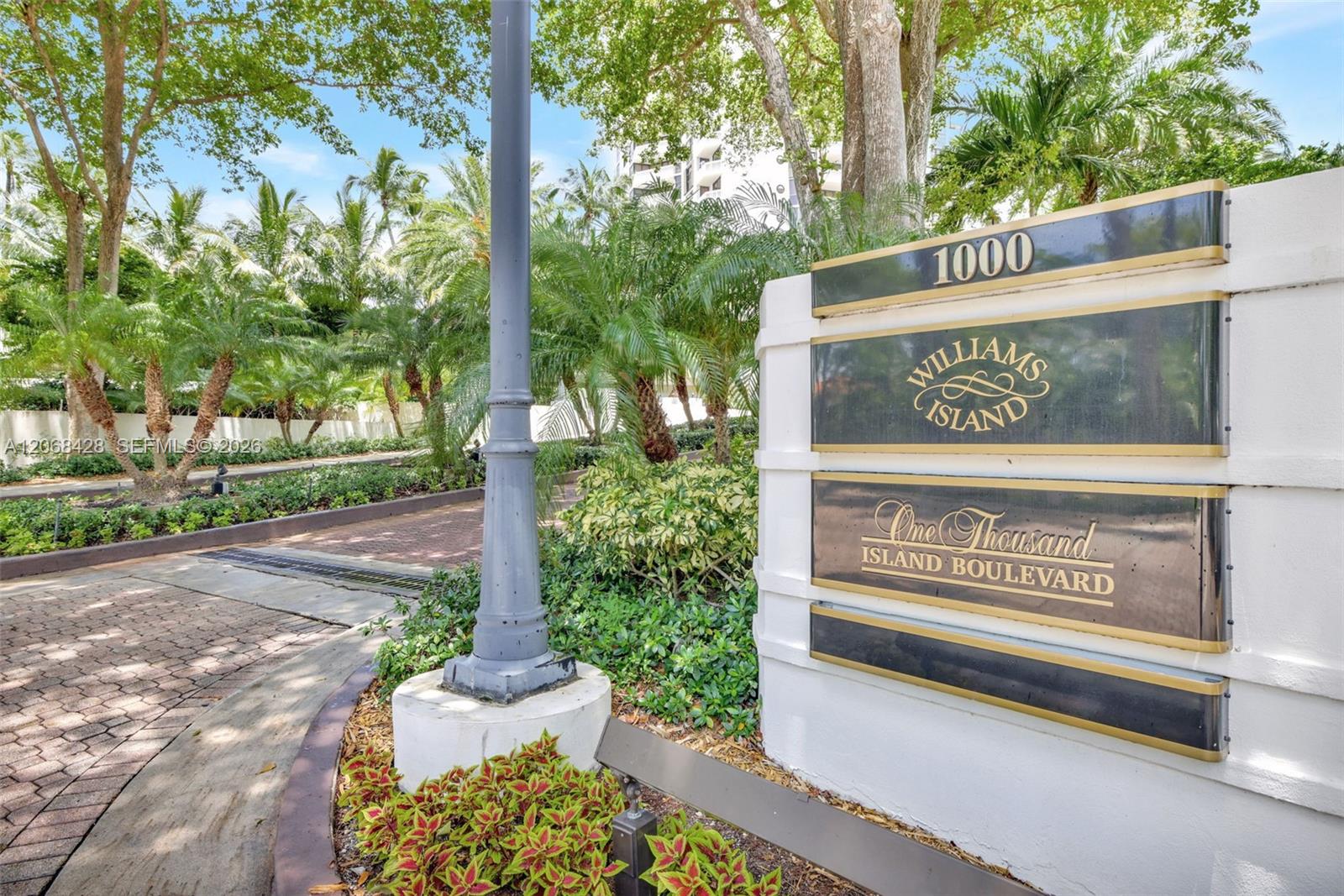 1000 Island Boulevard 1204 Property Photo 40