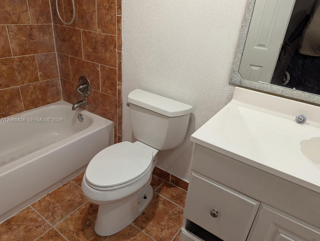 8380 S Missionwood Circle C-ii Property Photo 12