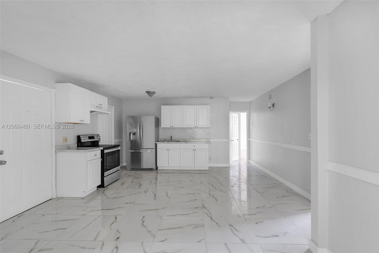 632 Sw 16th Avenue D Property Photo 1