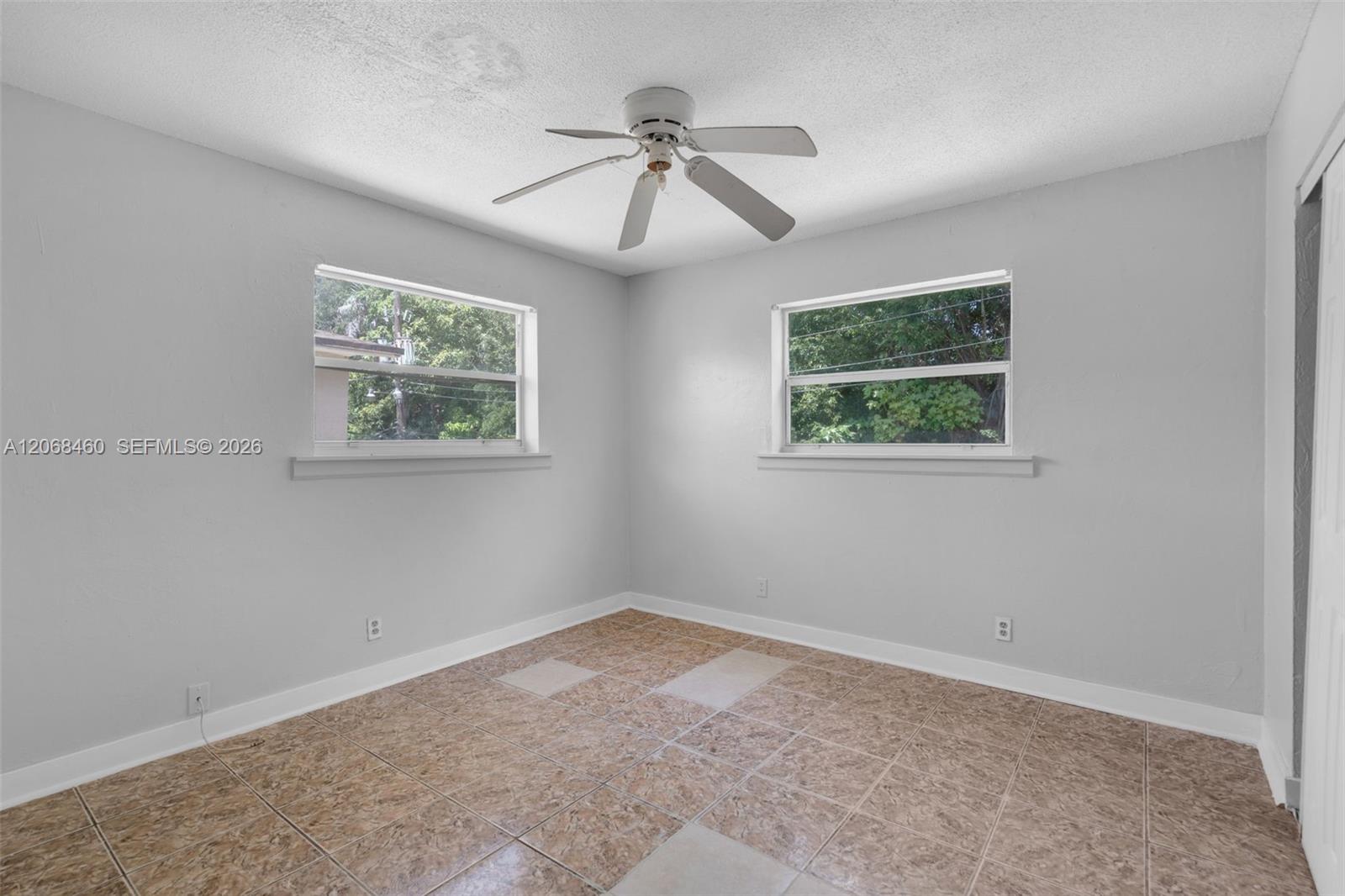 632 Sw 16th Avenue D Property Photo 9