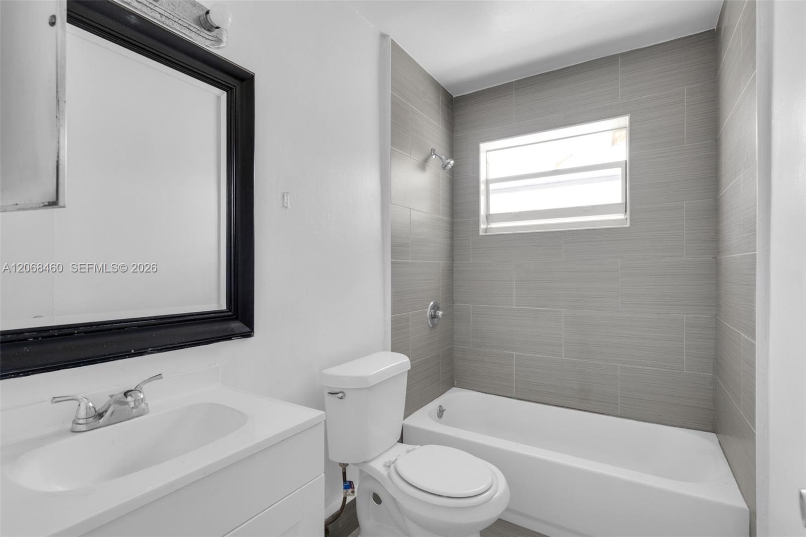 632 Sw 16th Avenue D Property Photo 11